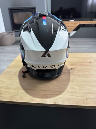 Casco Airoh Commander 2