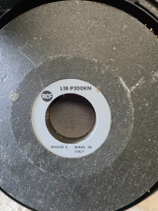 Subwoofer RCF 18 Pulgadas