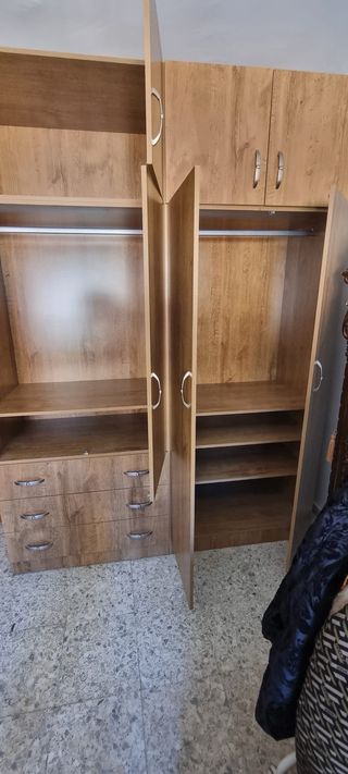 Armario 1.82 ancho x 2.40 alto