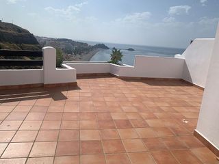 Casa adosada en alquiler en Almuñecar en Almuñécar