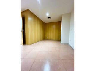 Oficina en alquiler en Eixample Nord – La Devesa en Girona