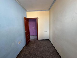 Casa adosada en venta en Guadix