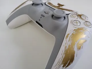 Mando PS5 Edición Especial Ghost of Yotei