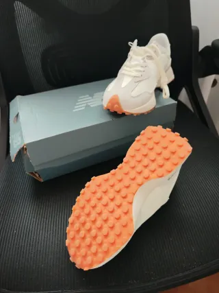 Zapatillas New Balance 327 Naranja Blanco