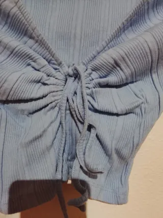 Camiseta Zara azul fruncida talla S