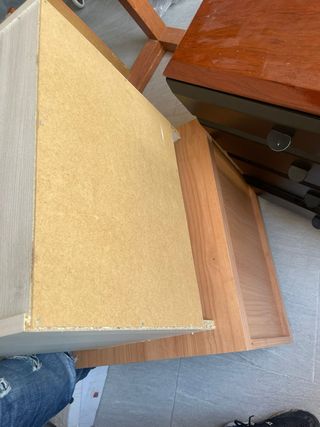 Cajonera azul 15€ y marrón 7€