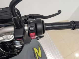 BMW F 900 R (5.111 KMS)