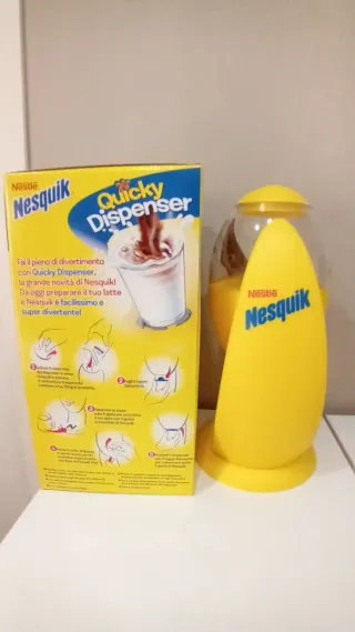 Dispenser Nesquik Quicky Nestle anni '90 raro
