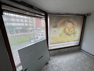 Local comercial en venta en Cuatro Caminos en Santander