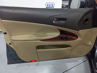 Lexus GS 300 President 183 kW (249 CV)