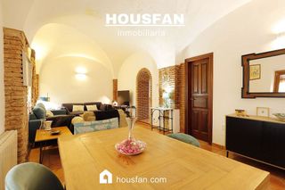 Casa adosada en venta en Ciudad Monumental en Cáceres