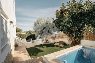 Chalet en venta en Camì Paterna-Lloma del Calderer en Bétera