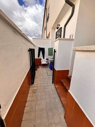 Casa adosada en venta en Guadix