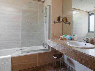 Piso en alquiler en Valdemarín en Madrid