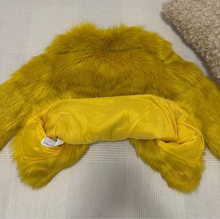 Abrigo pelo sintético amarillo Bershka mujer