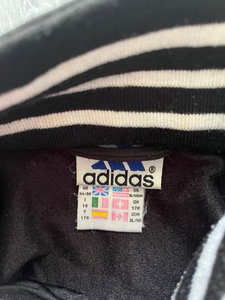 Chaqueta Adidas Vintage 90s Negro y Gris