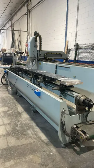 Centro Mecanizado CNC JGZXF4