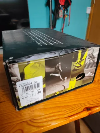 Zapatilla Munich Gresca Unisex Beige/Azul