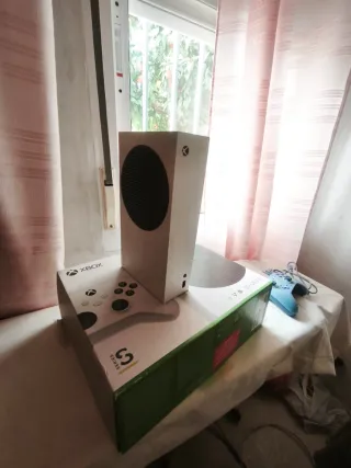 Xbox Series S 512gb + Controller Blu