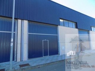Nave industrial en venta en Campillos