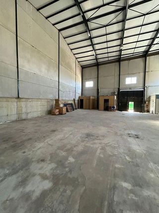 Nave industrial en venta en Alcalá de los Gazules