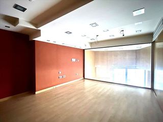 Local comercial en venta en Ensanche en Pamplona