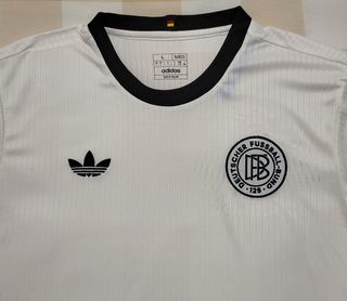 Camiseta de futbol manga larga Alemania