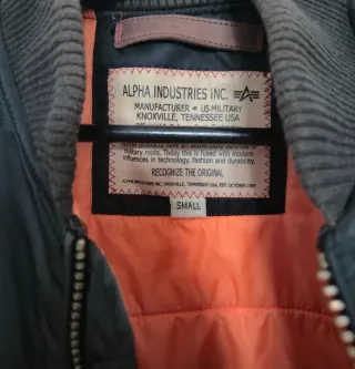 Chaqueta Alpha Industries Negra