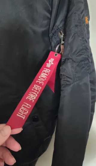 Chaqueta Alpha Industries Negra