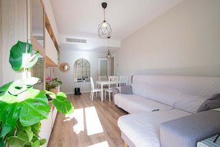 Piso en venta en Colores - Entreparques en Sevilla