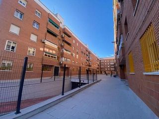 Piso en venta en Universidad en Getafe