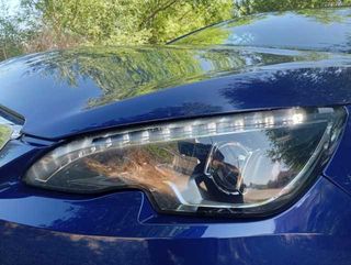 Peugeot 308 GT 205 151 kW (205 CV)