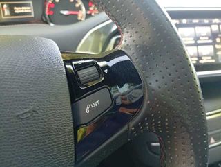 Peugeot 308 GT 205 151 kW (205 CV)