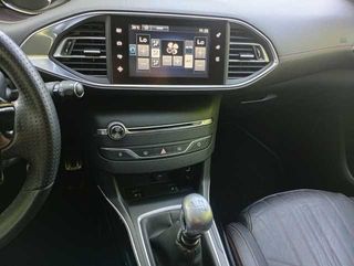 Peugeot 308 GT 205 151 kW (205 CV)