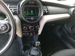 MINI MINI Cooper D 85 kW (116 CV)