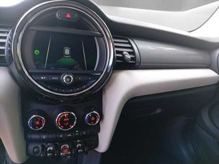 MINI MINI Cooper D 85 kW (116 CV)