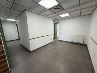 Local comercial en alquiler en Domeny - Fontajau - Taialà en Girona