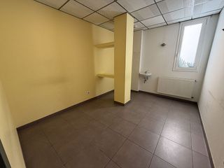 Local comercial en alquiler en Domeny - Fontajau - Taialà en Girona