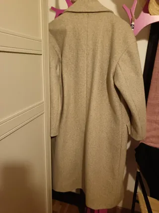 Abrigo Zara Beige