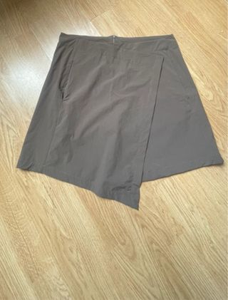 Falda cruzada Insider Store marrón