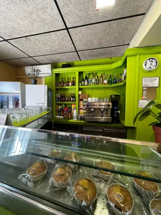 Traspaso BAR equipado y montado