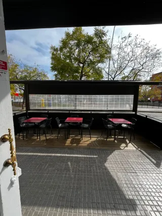 Traspaso BAR equipado y montado