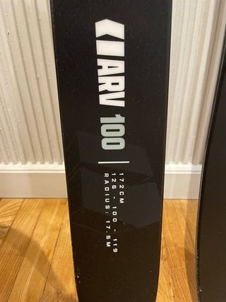 Esquís Armada ARV 100 ¡Nuevos!