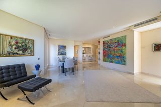 Ático en alquiler en Sierra Blanca en Marbella