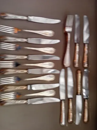 CUBERTERIA COMPLETA DE PLATA MENESES