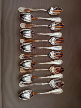 CUBERTERIA COMPLETA DE PLATA MENESES