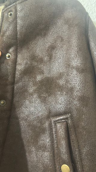 Chaqueta efecto piel Mango Talla S