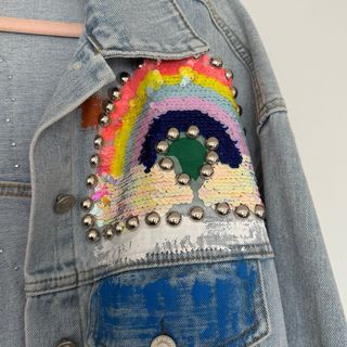 Cazadora vaquera customizada Y2K