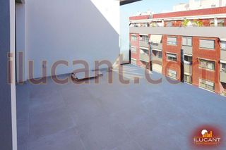 Ático en venta en Florida Baja en Alicante