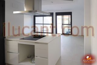 Ático en venta en Florida Baja en Alicante